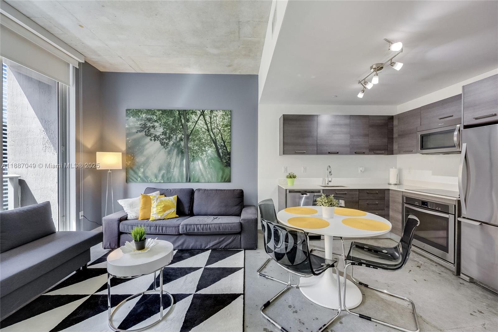 CENTRO CONDO - Residential