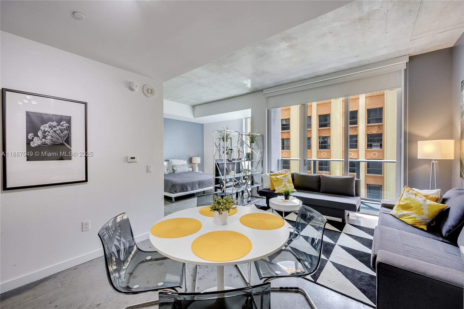CENTRO CONDO - Residential