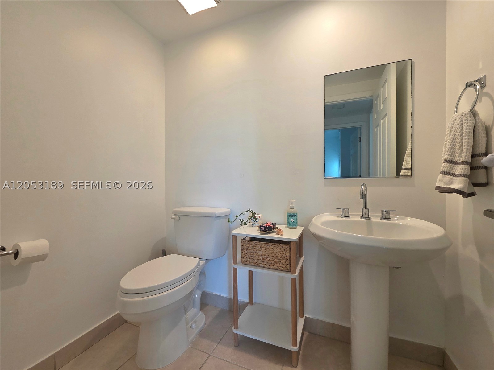 CITE CONDO - Residential Lease