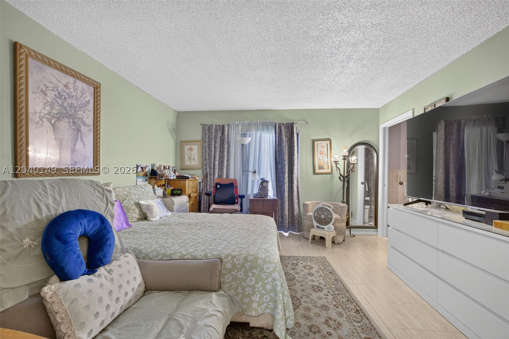 KENDALL ACRES WEST CONDO - Residential