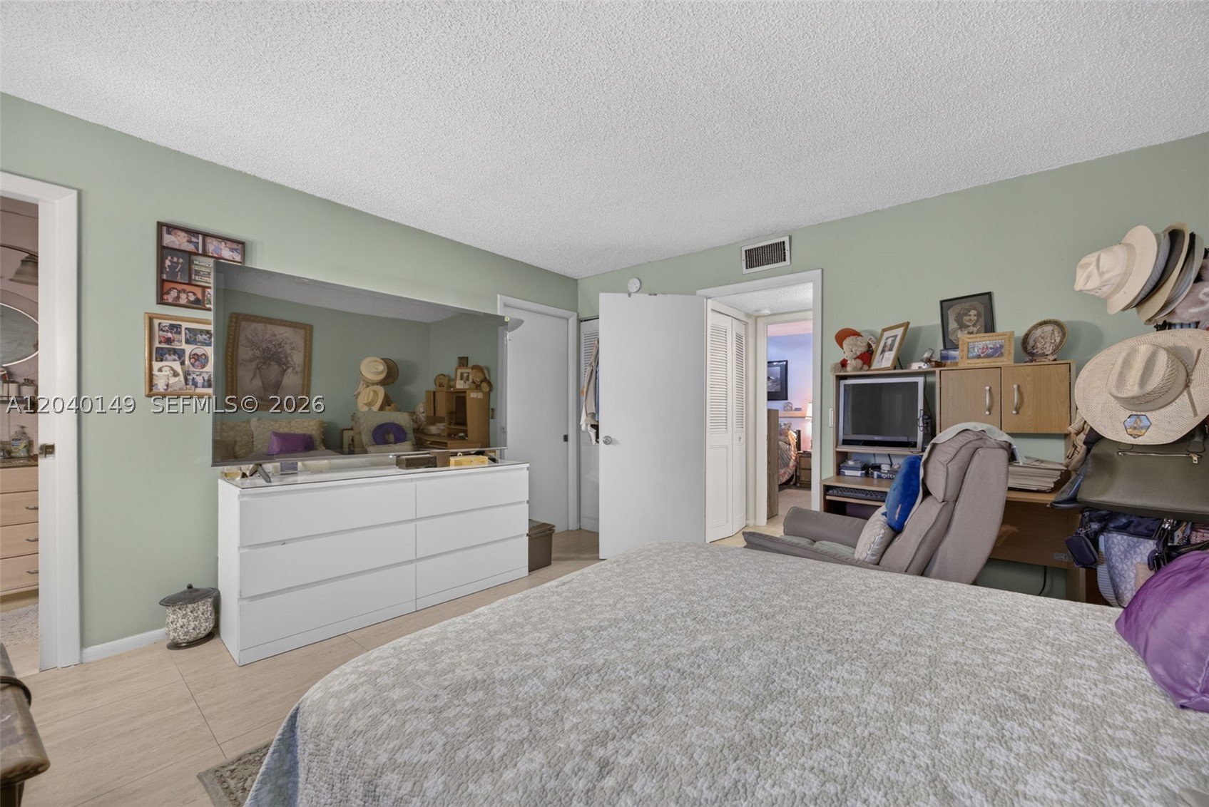 KENDALL ACRES WEST CONDO - Residential
