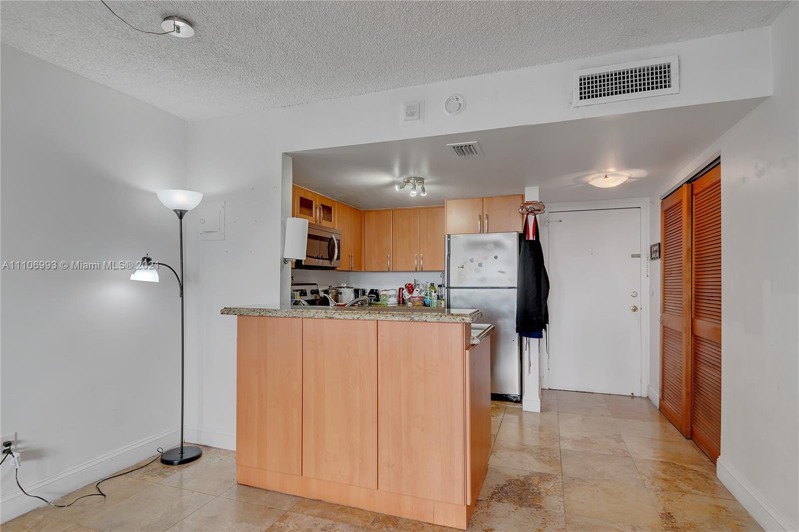 VECINO DEL MAR CONDO - Residential