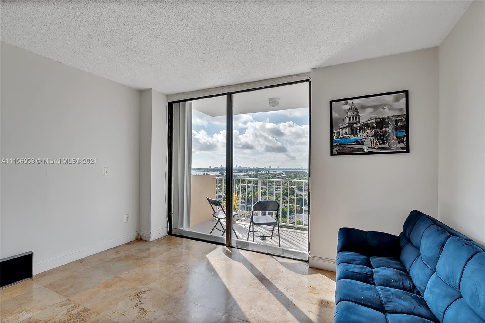 VECINO DEL MAR CONDO - Residential