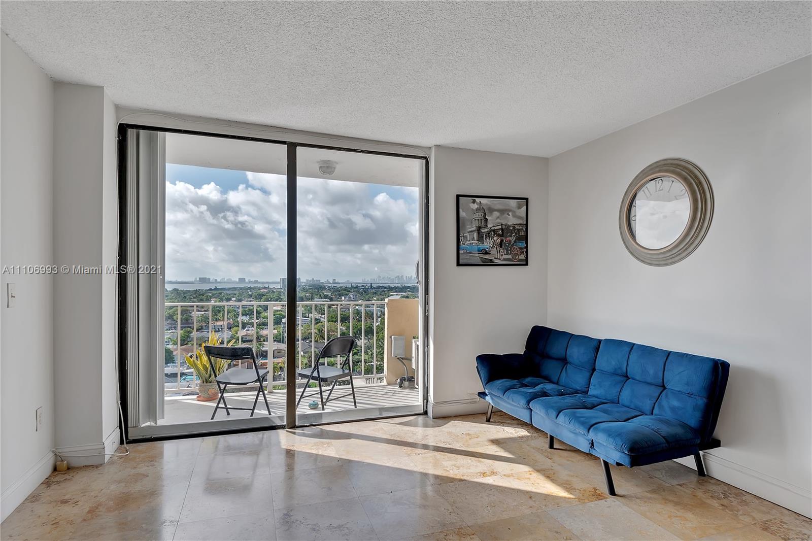VECINO DEL MAR CONDO - Residential