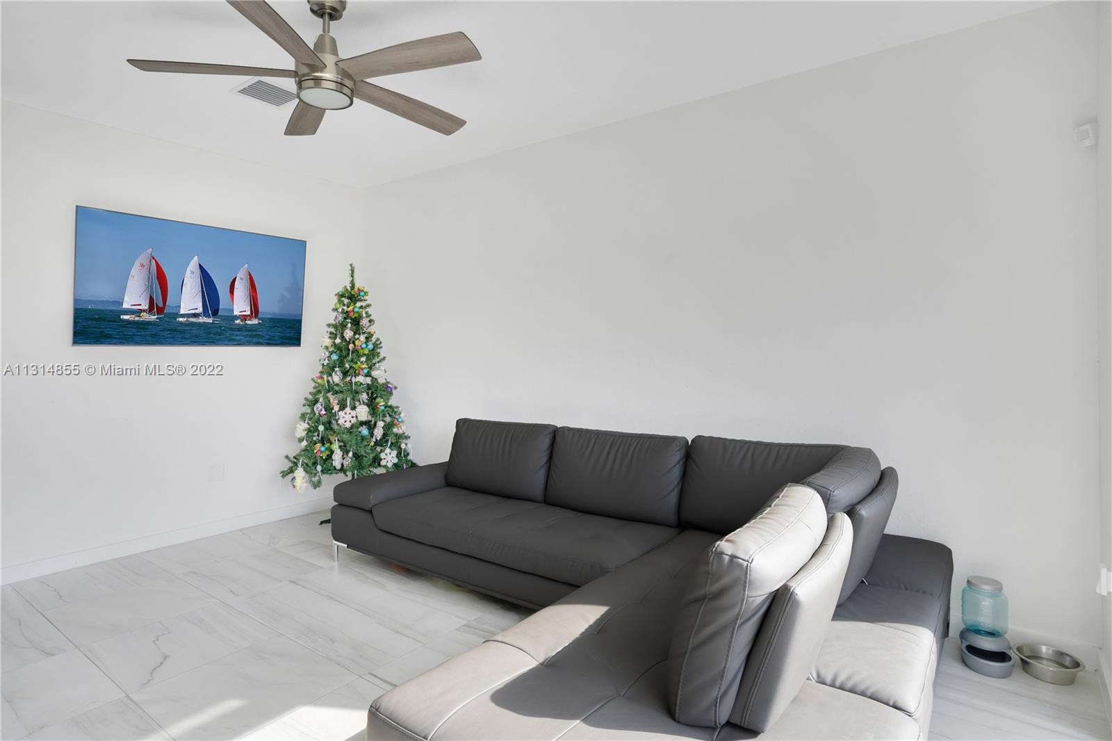 TOWNS AT SEASCAPE - Residential