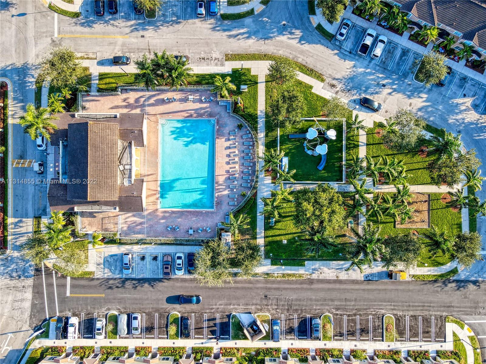 TOWNS AT SEASCAPE - Residential
