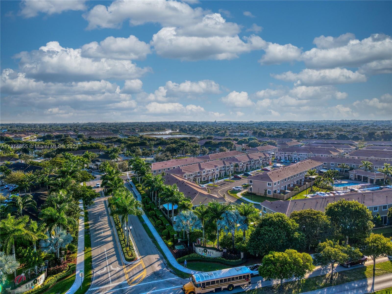 TOWNS AT SEASCAPE - Residential