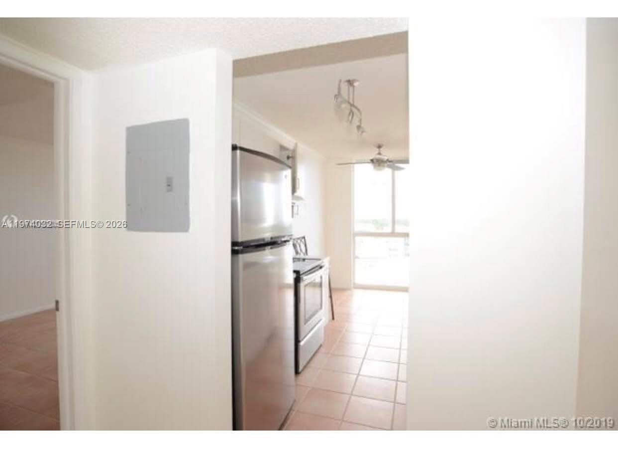 WEST BAY PLAZA CONDO - Residential