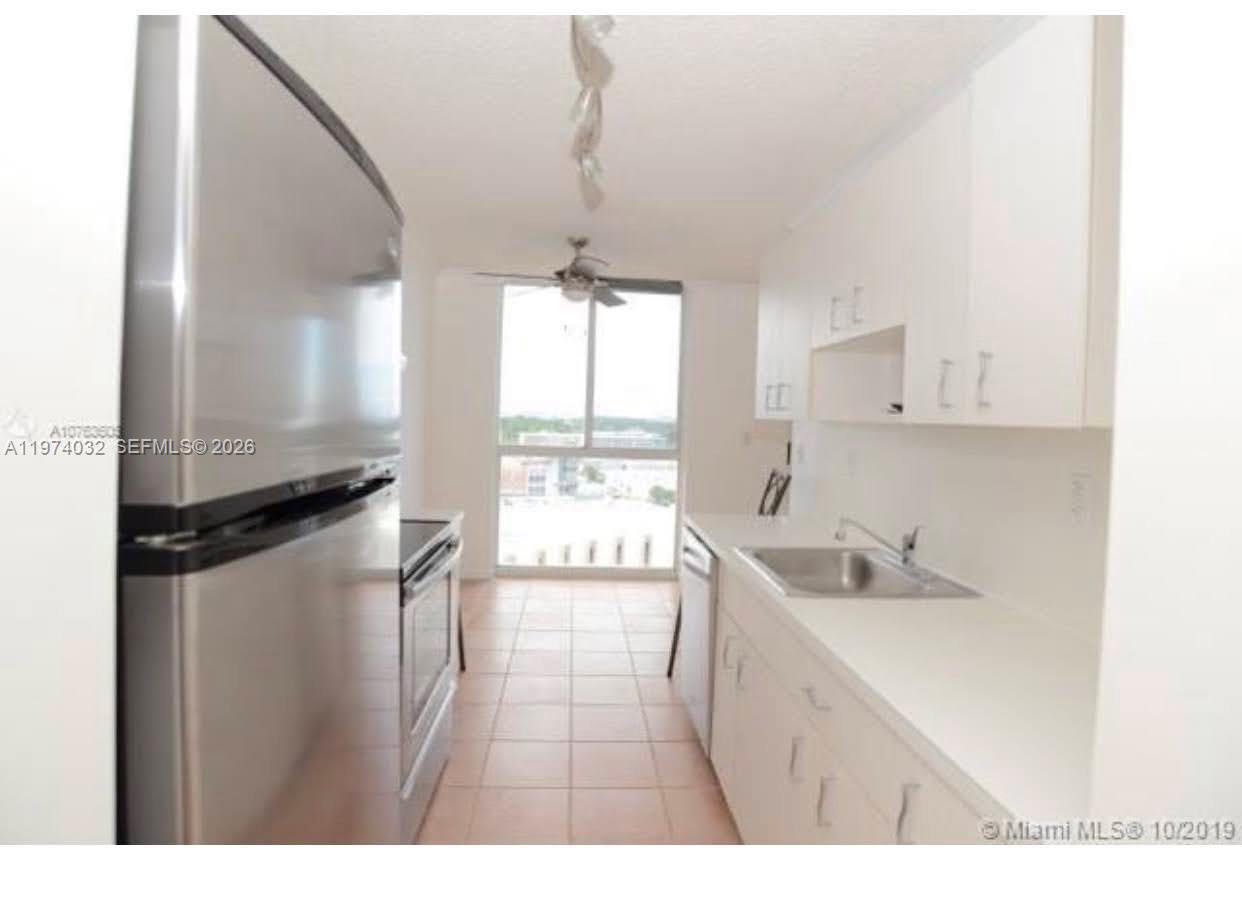 WEST BAY PLAZA CONDO - Residential