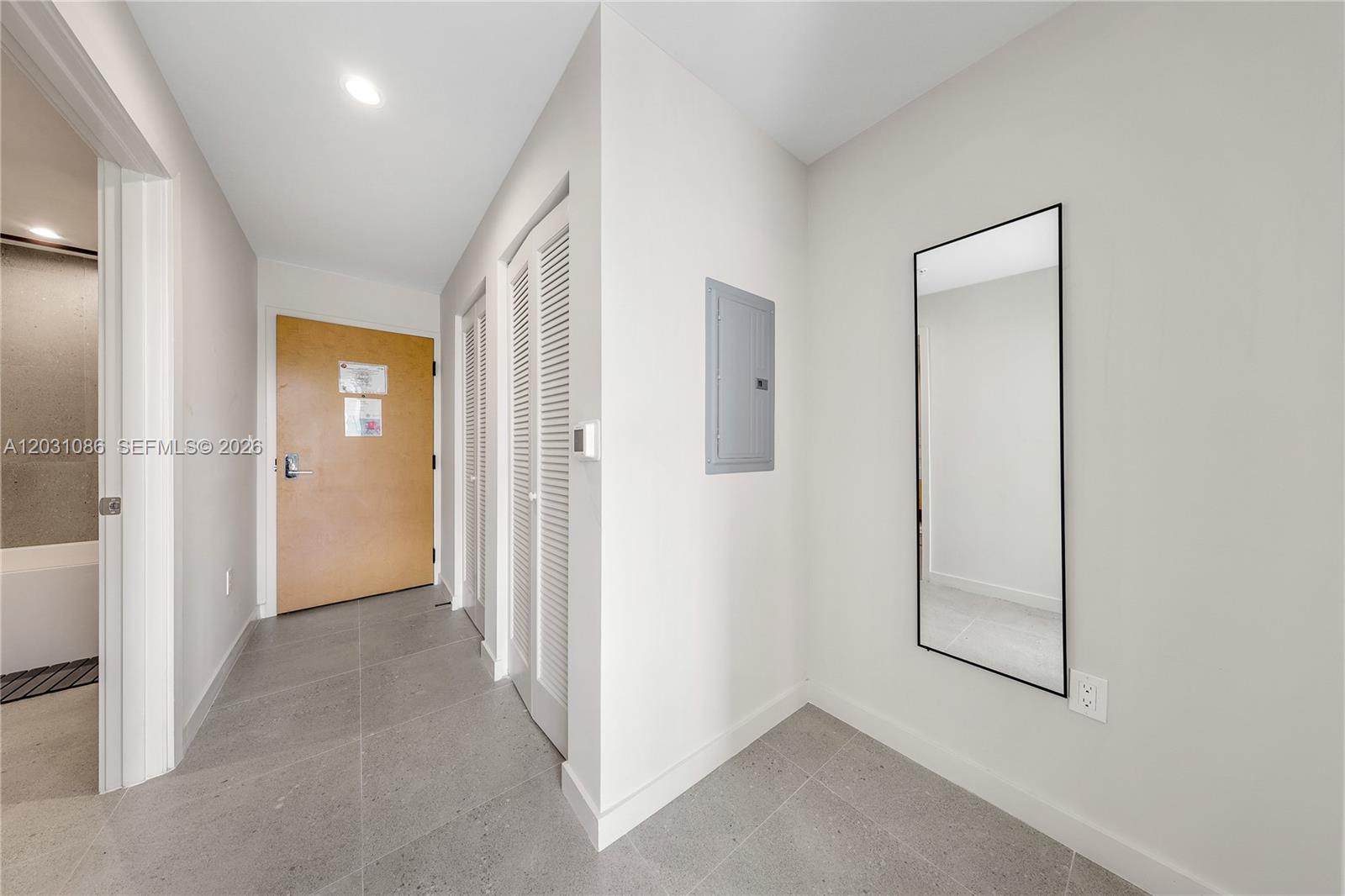 THE CROSBY MIAMI - Residential