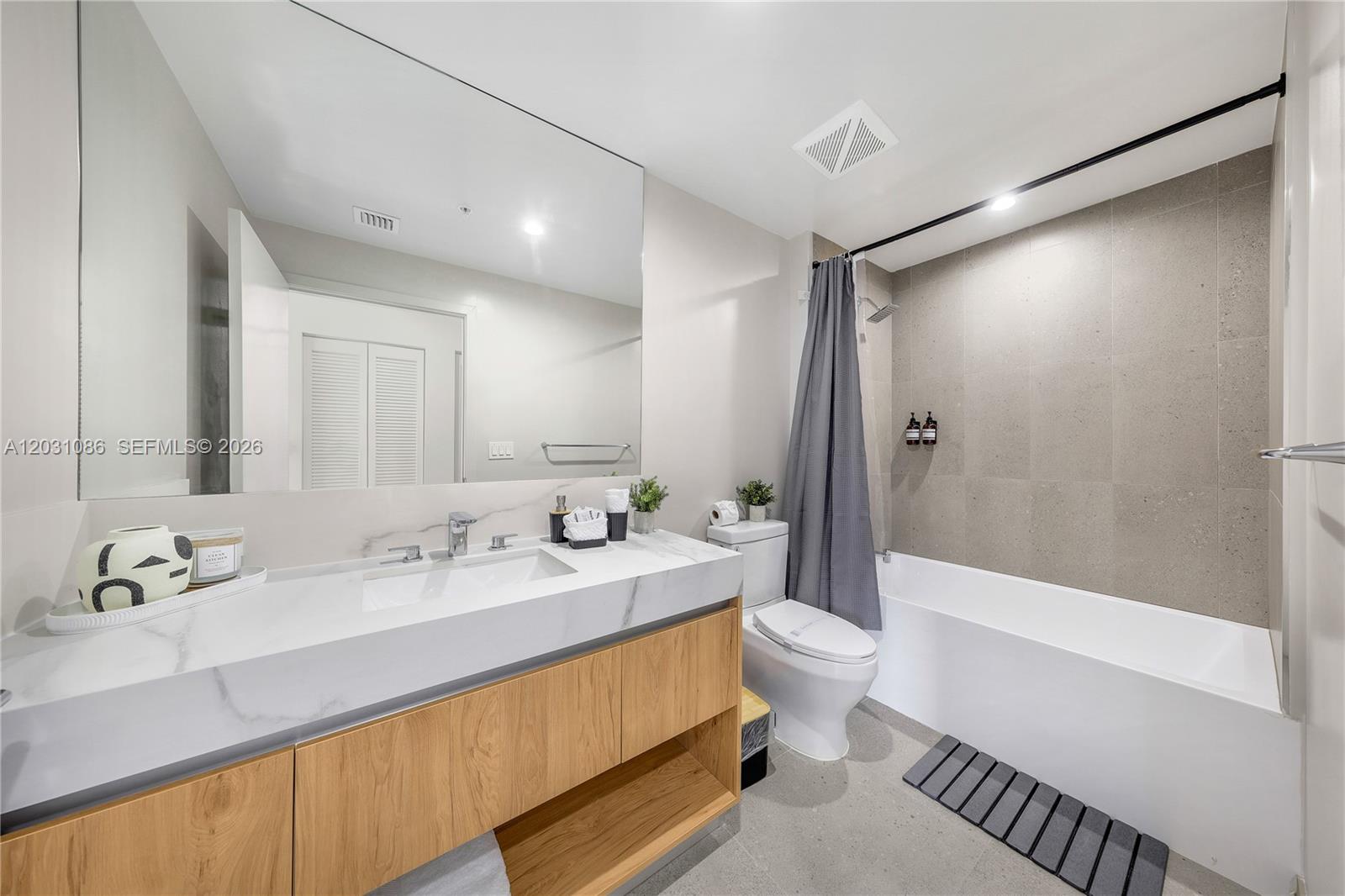 THE CROSBY MIAMI - Residential