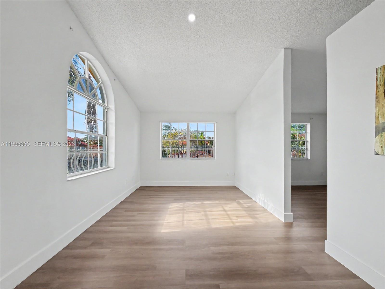 WINDY POINTE CONDO NO 63 - Residential