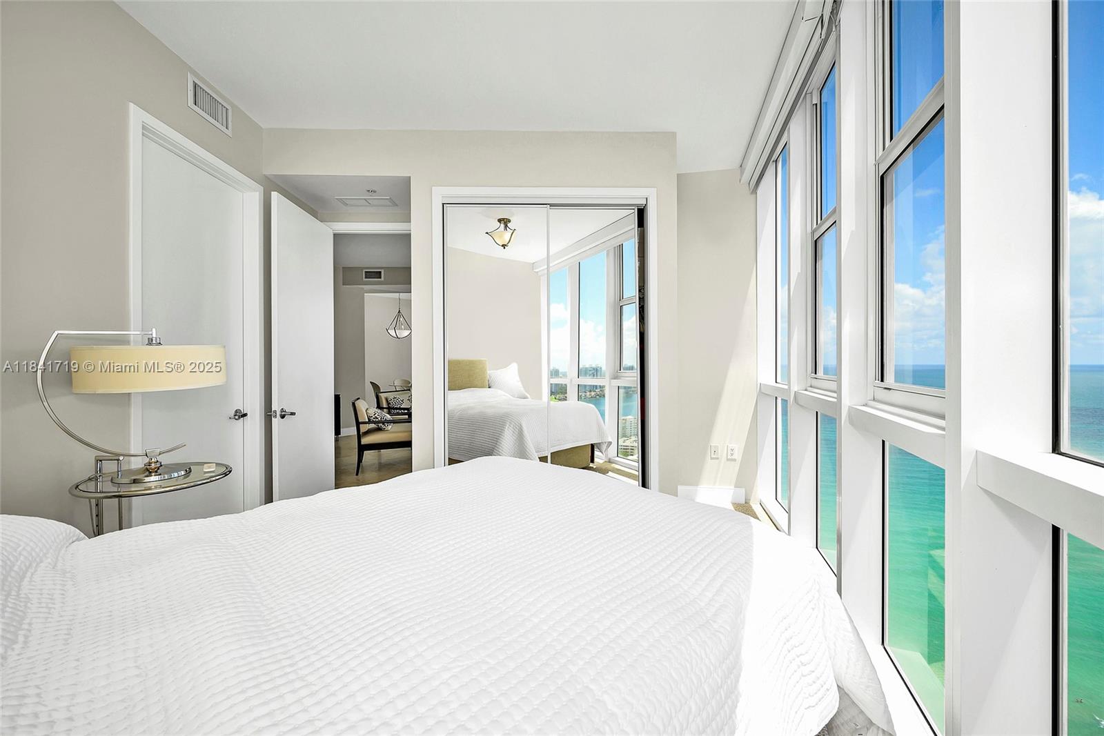 TRUMP ROYALE CONDO - Residential