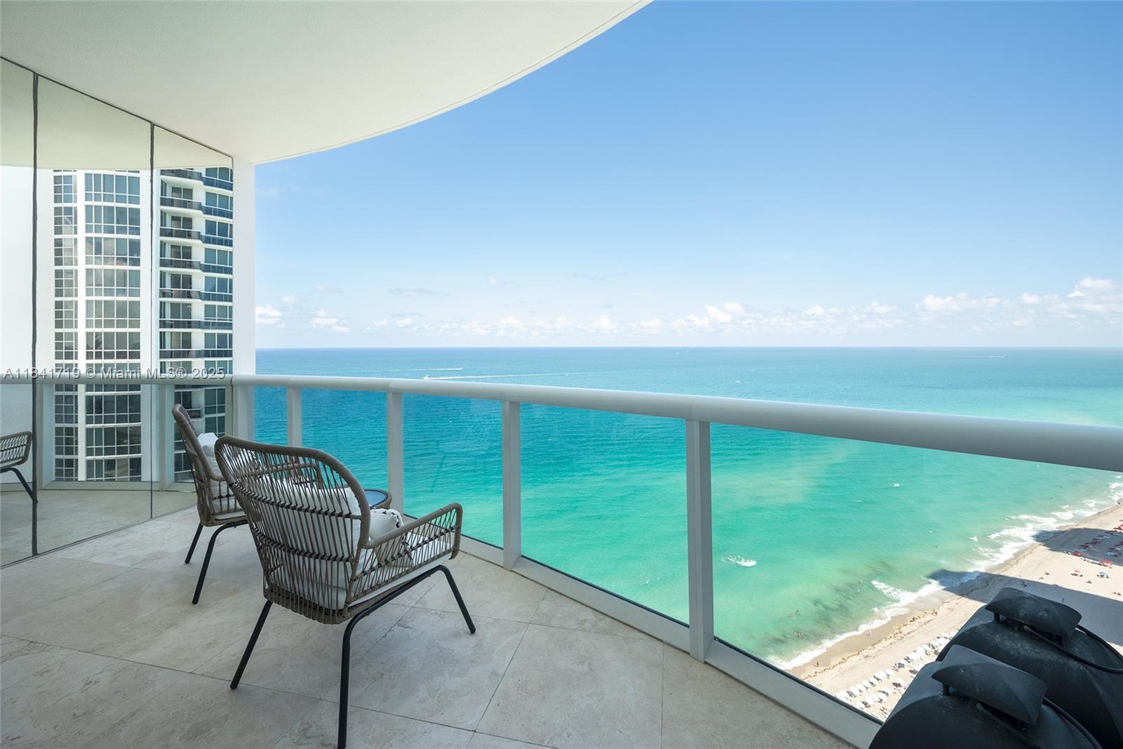 TRUMP ROYALE CONDO - Residential