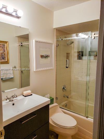 OLD CUTLER COMMON UNIT 2 - Residential