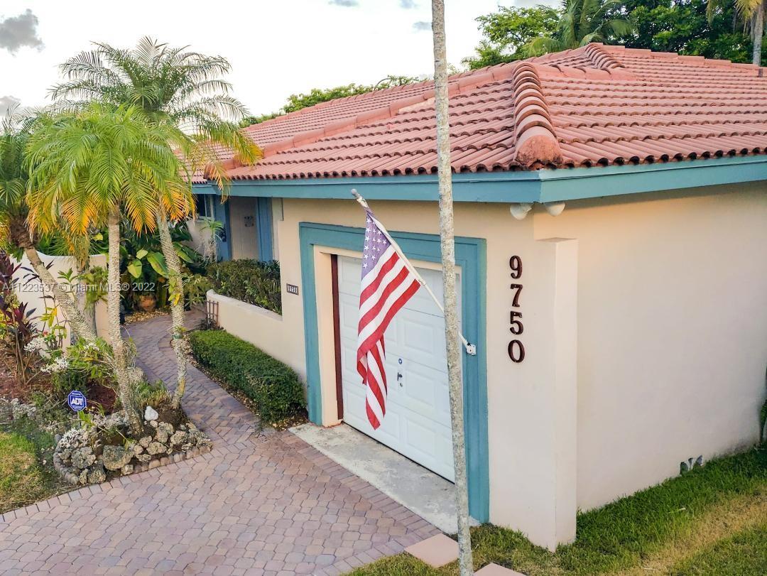OLD CUTLER COMMON UNIT 2 - Residential