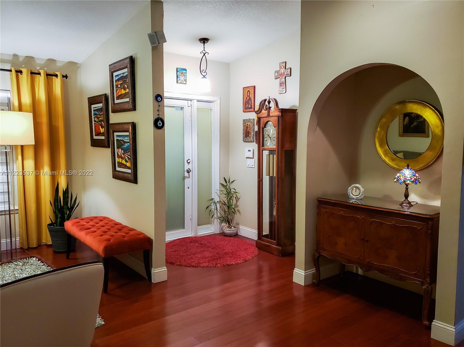 OLD CUTLER COMMON UNIT 2 - Residential