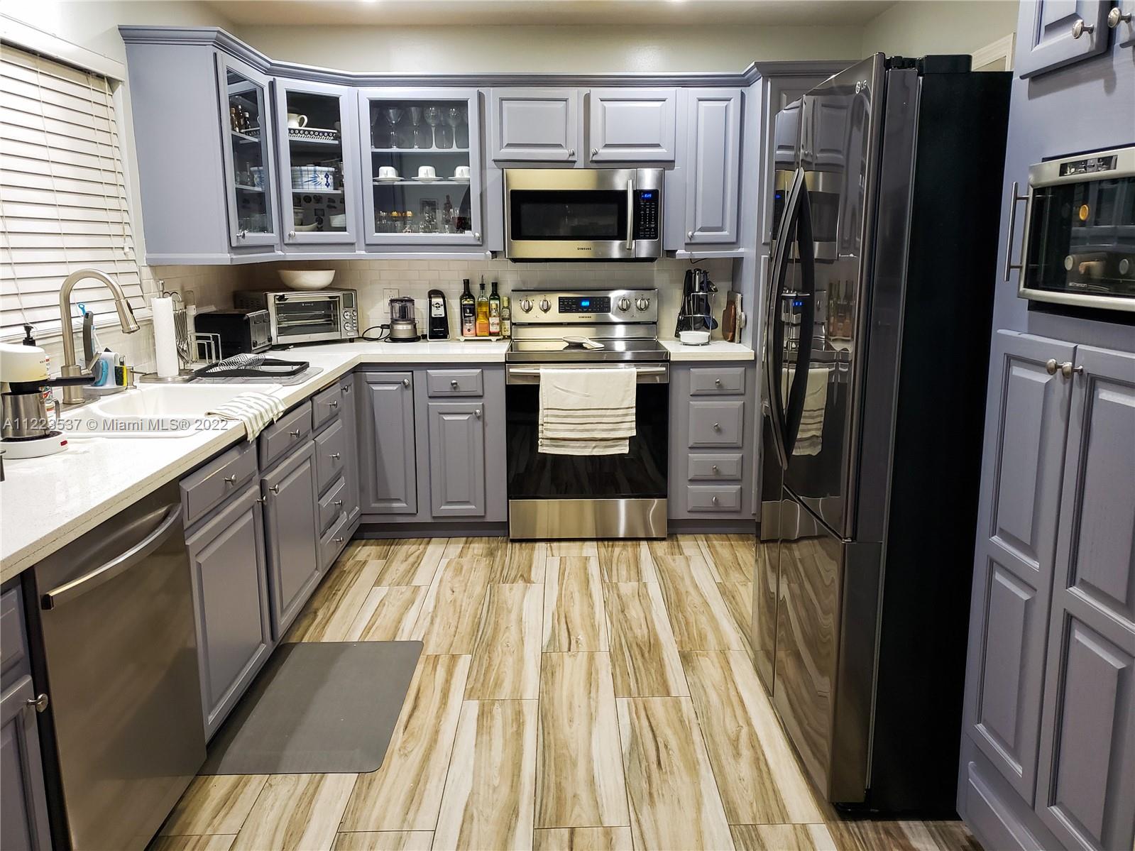 OLD CUTLER COMMON UNIT 2 - Residential