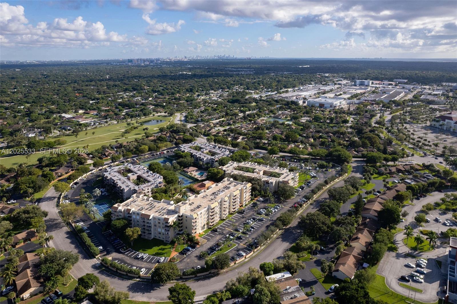 Welcome Home! This beautifully maintained 2 bedroom, 2 bathroom condo offers the perfect blend of comfort, convenience, and Miami living. Filled with natural light, the unit features a spacious wrap around balcony showcasing beautiful Miami views. Ideally located just minutes from The Falls, grocery stores, parks, Briar Bay Golf Course, dining, and more. A fantastic opportunity you won’t want to miss!