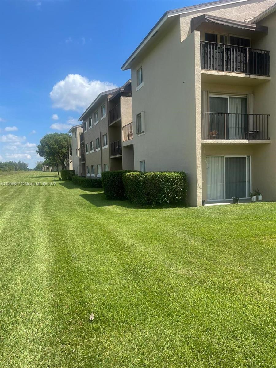 ST ANDREWS PALM BEACH CON - Residential Lease