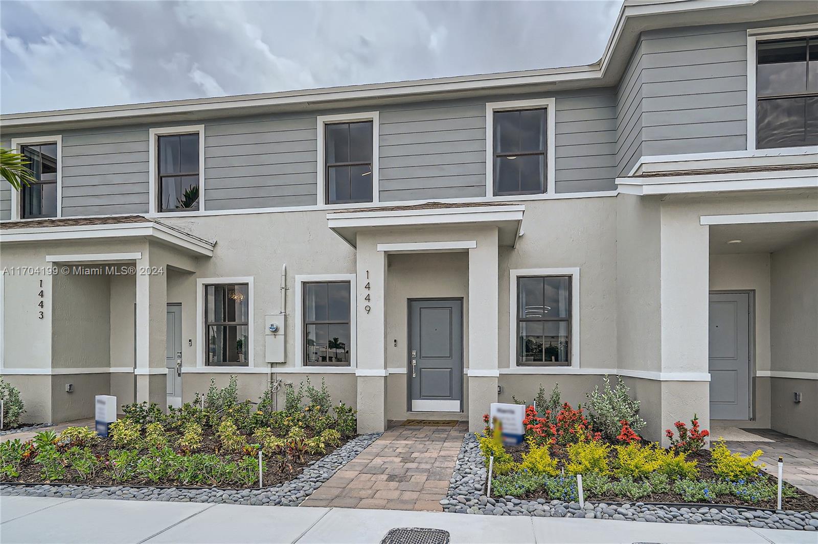 Palm Cay - Residential
