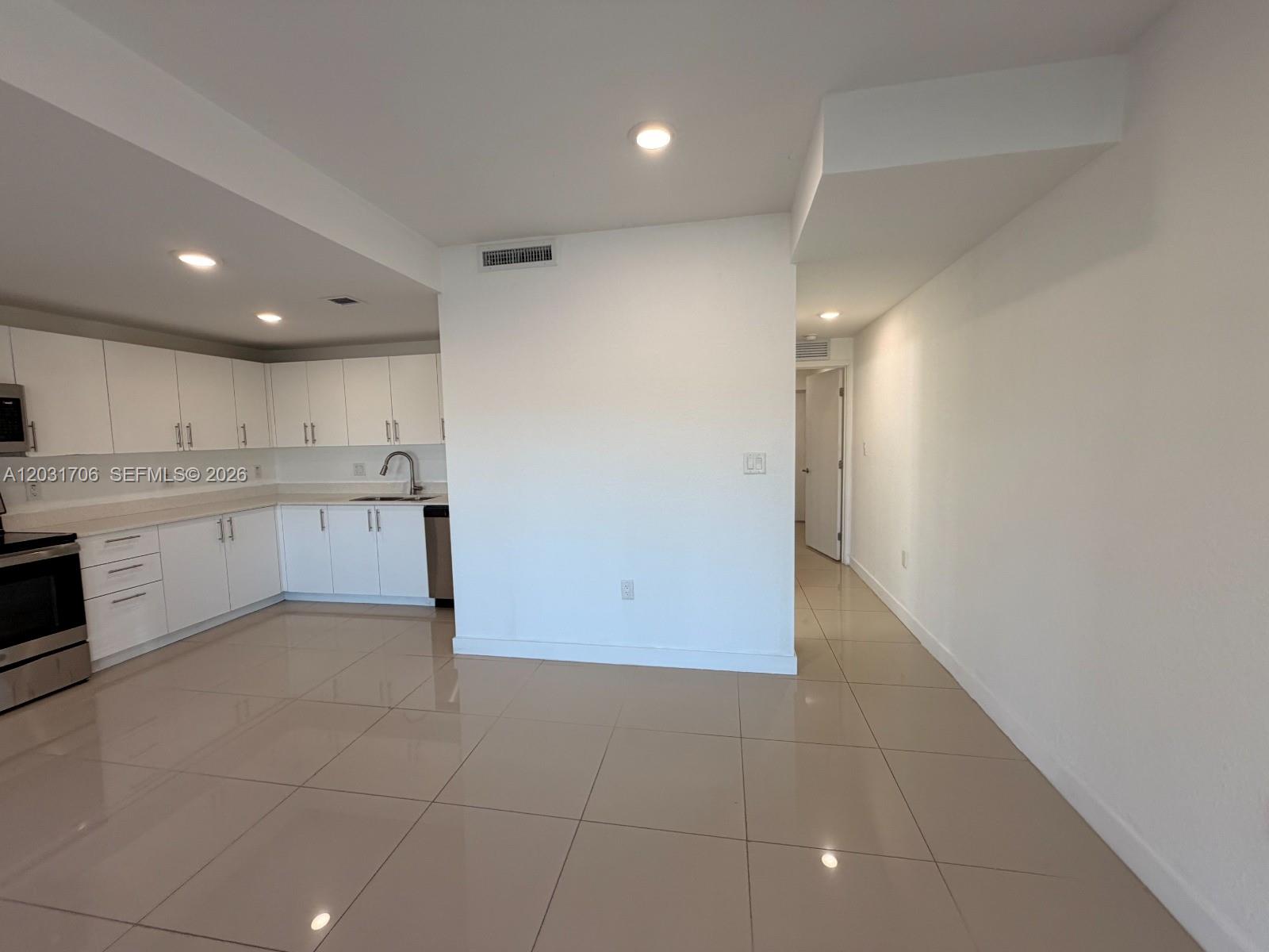 PARADISE ONE - Residential