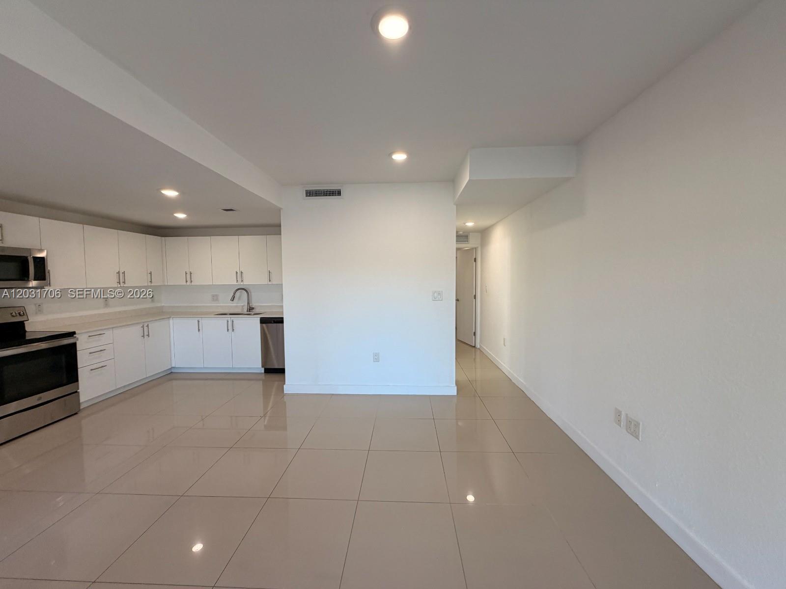 PARADISE ONE - Residential