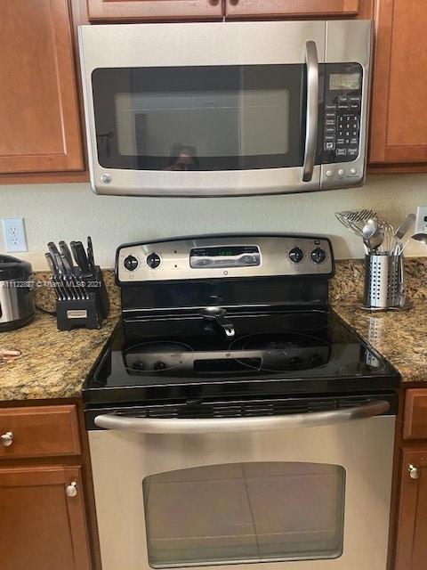 ST MORTIZ AT DORAL CONDO - Residential