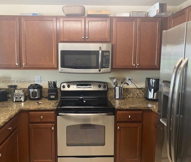 ST MORTIZ AT DORAL CONDO - Residential