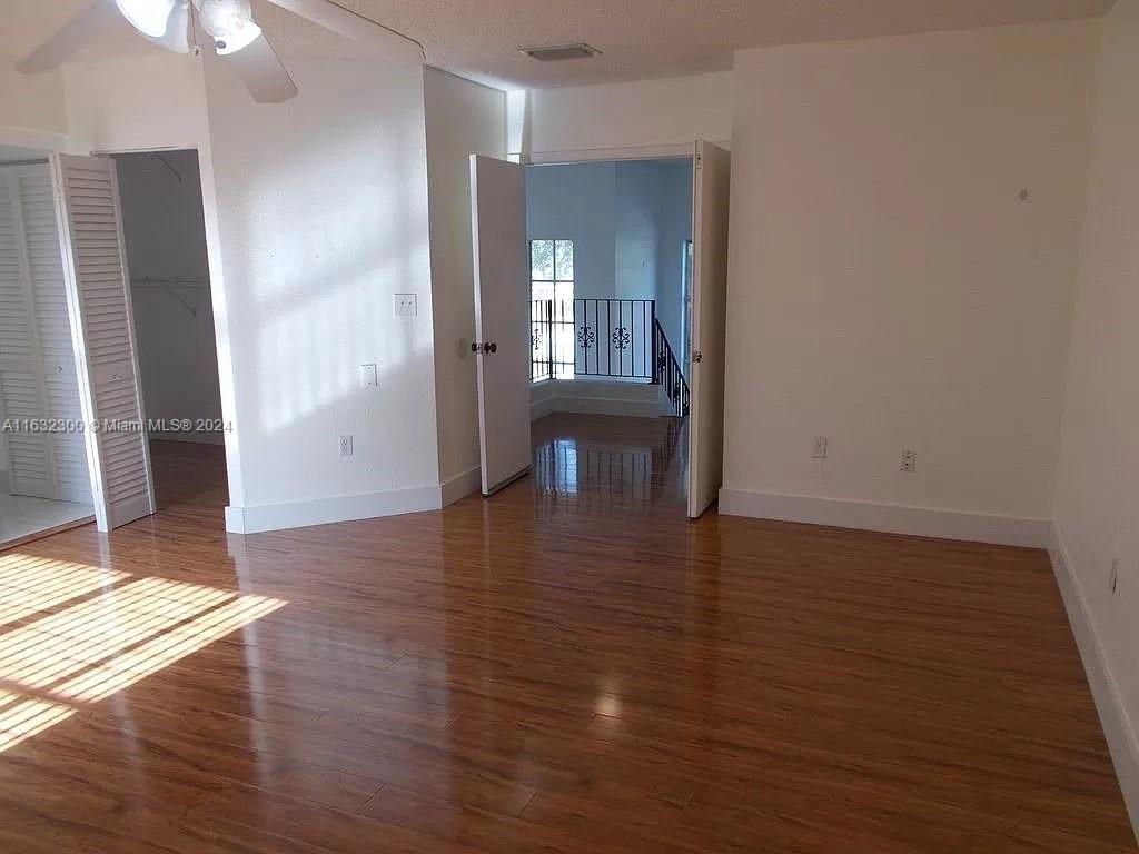 WEITZER HAMMOCKS HOMES SE - Residential Lease