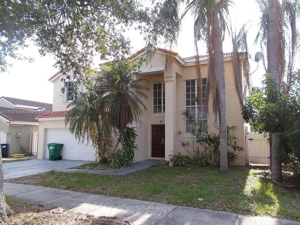 WEITZER HAMMOCKS HOMES SE - Residential Lease