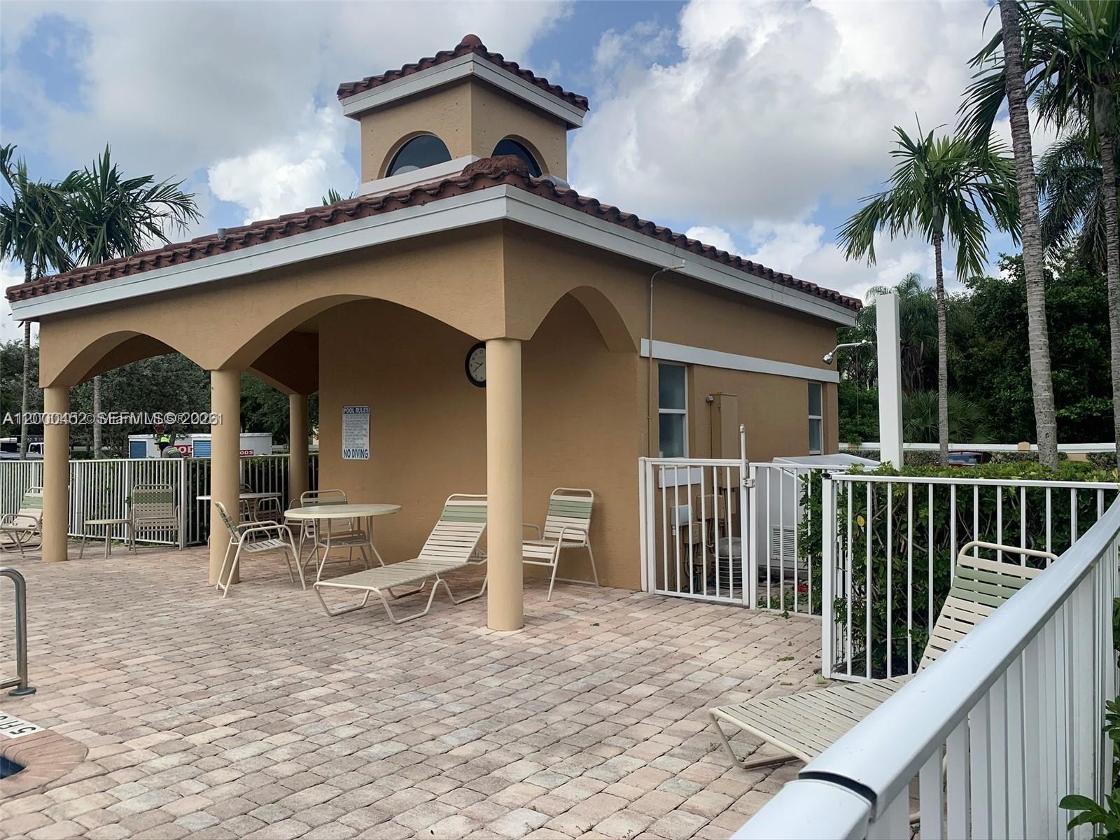 SHERIDAN BEACH CLUB CONDO - Residential Lease