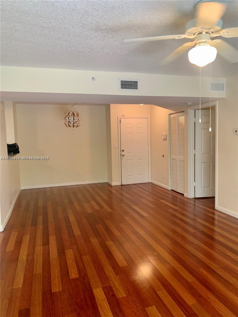 SHERIDAN BEACH CLUB CONDO - Residential Lease