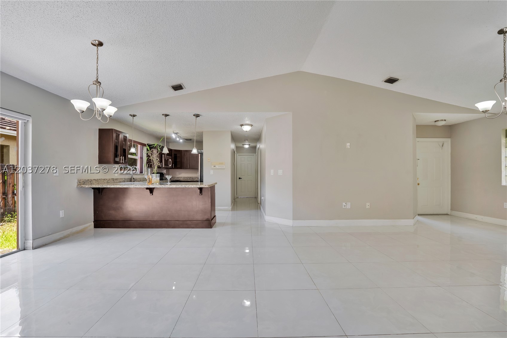 OAK CREEK - Residential