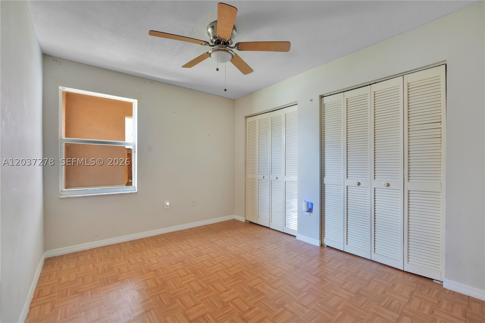OAK CREEK - Residential