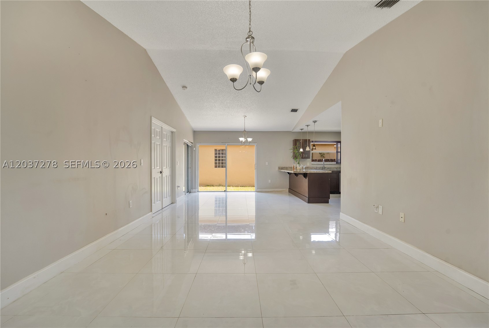 OAK CREEK - Residential