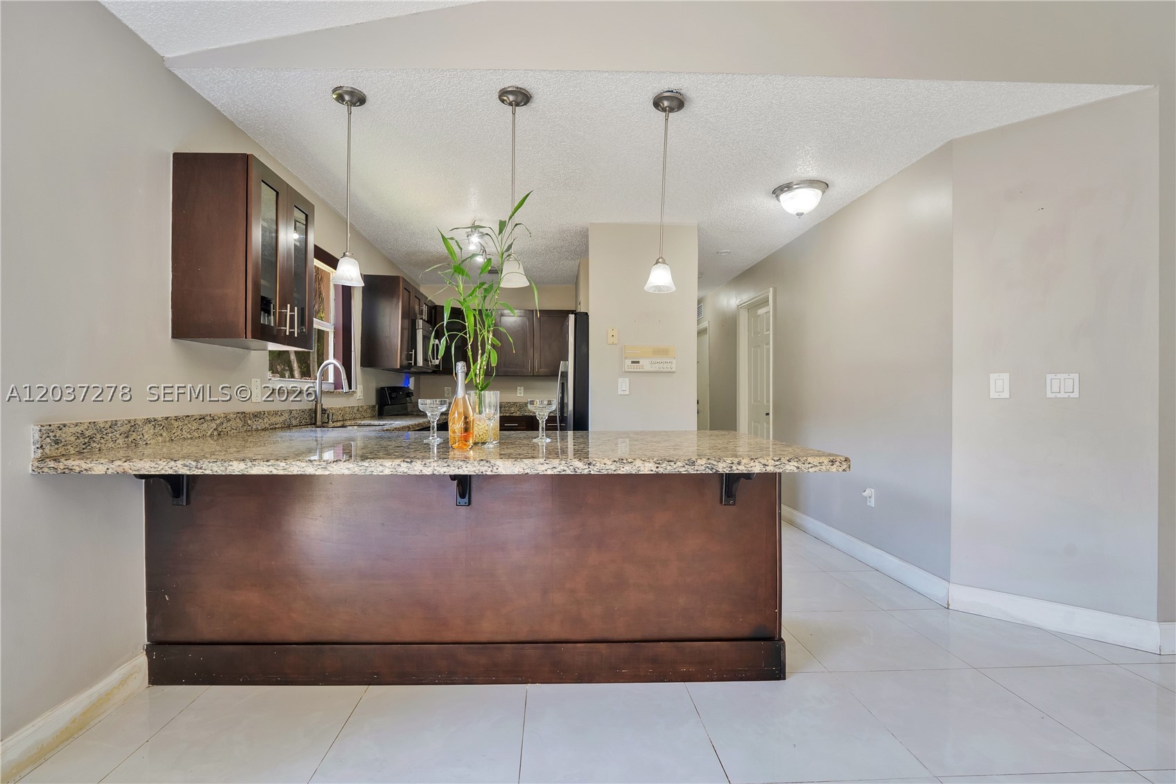 OAK CREEK - Residential