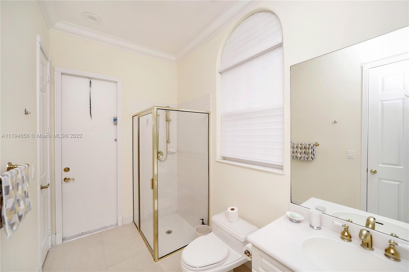 THREE ISLANDS 3RD SEC - Residential Lease