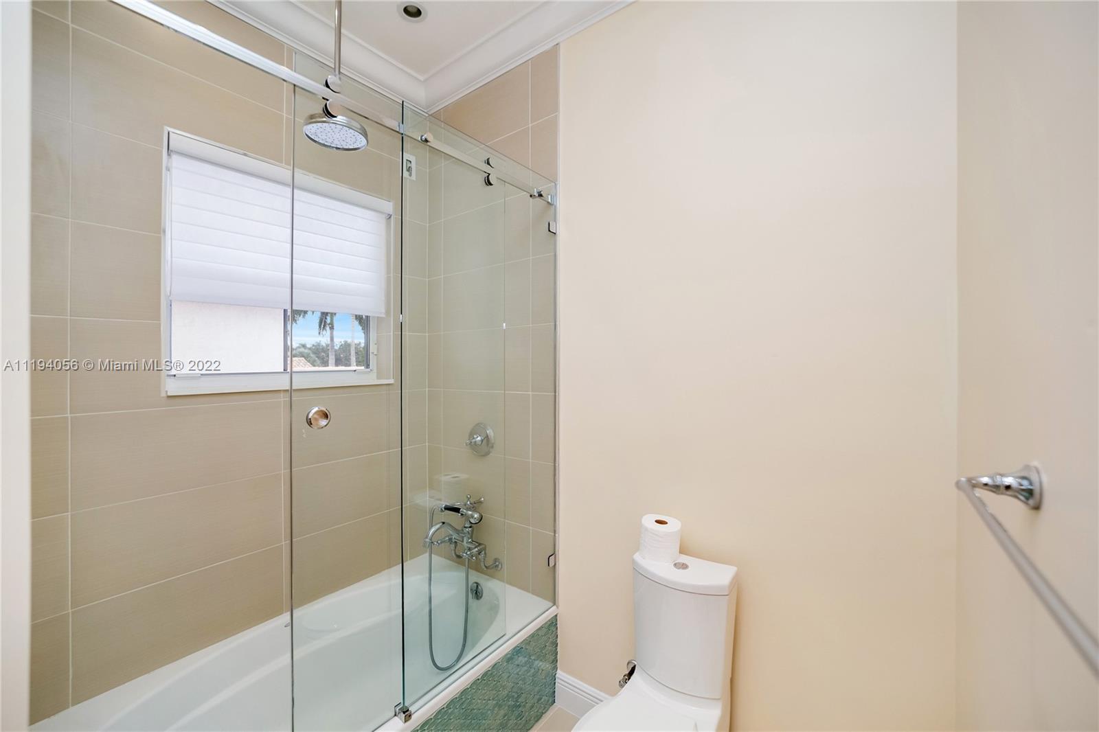 THREE ISLANDS 3RD SEC - Residential Lease