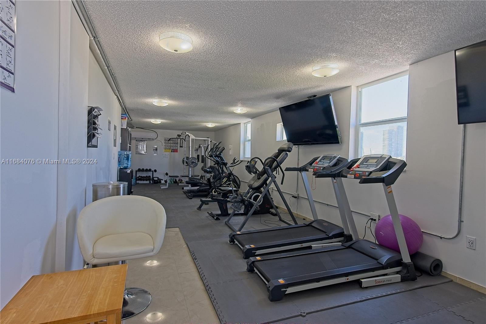 COLLINS TOWERS CONDO - Residential Lease