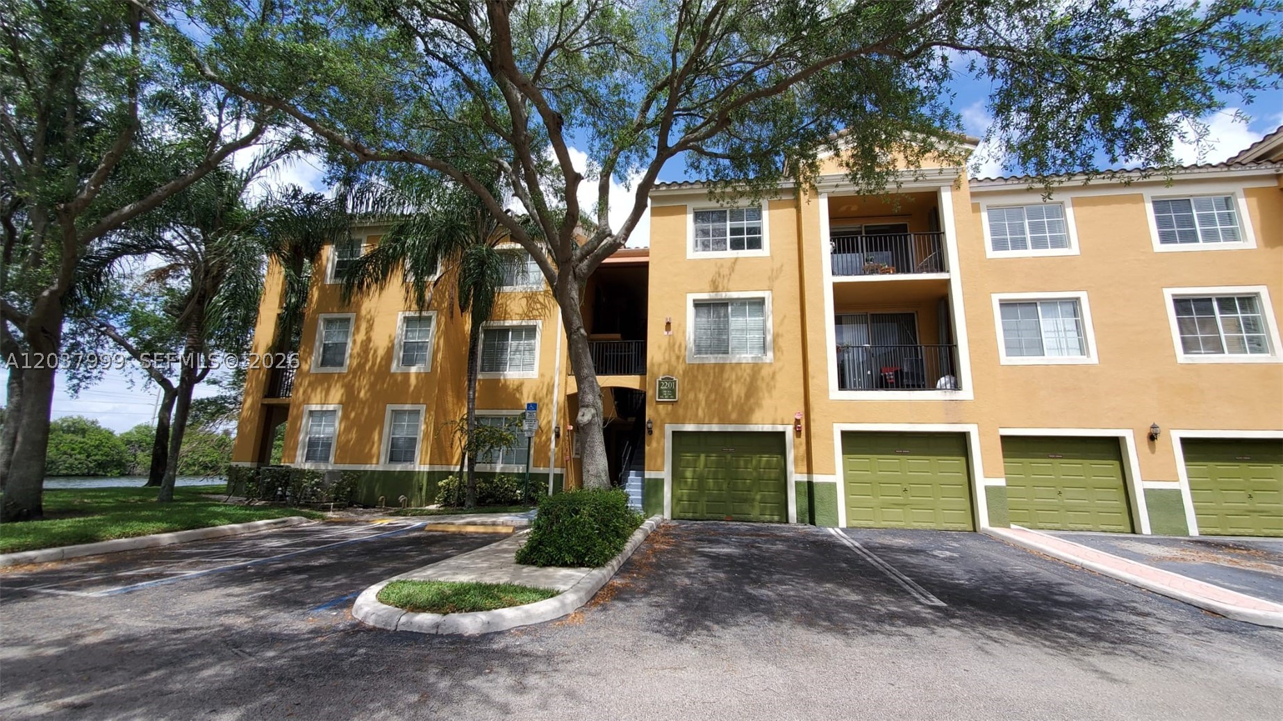 EL-AD RESIDENCES AT MIRAM - Residential Lease