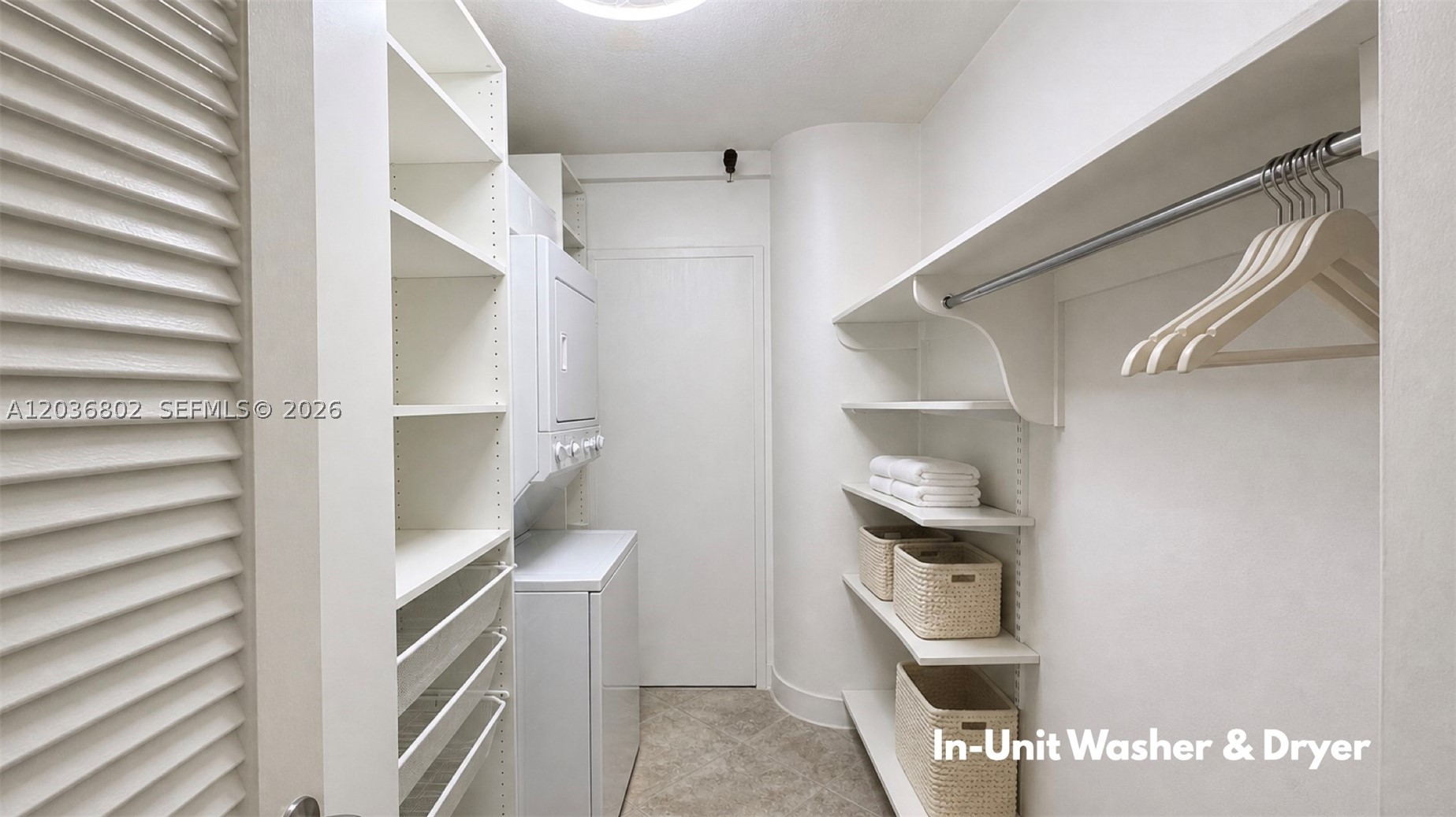 KING COLE CONDO - Residential Lease