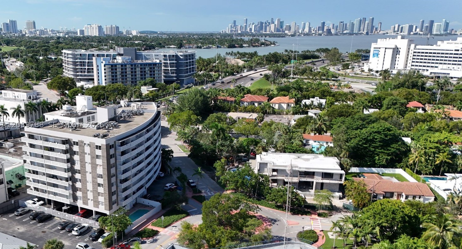 EXCELSIOR CONDOMINIUM - Residential