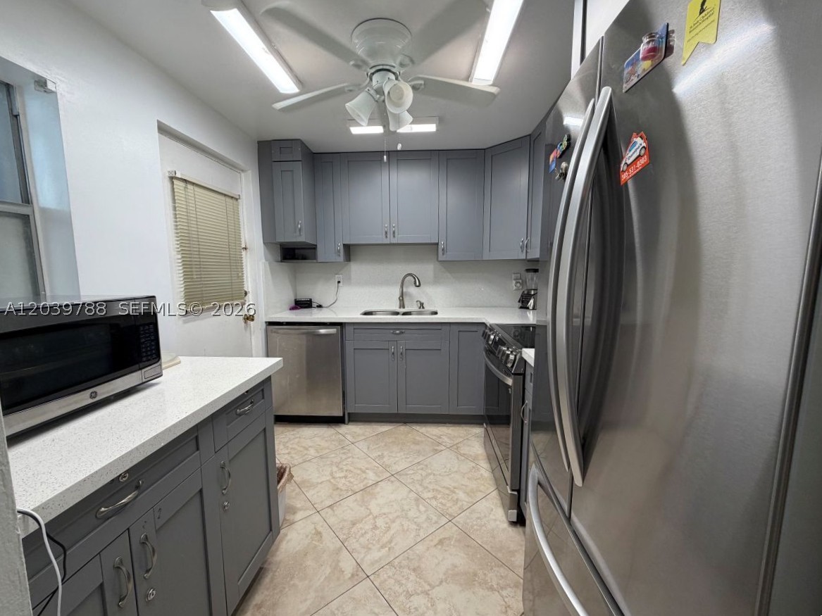 EXCELSIOR CONDOMINIUM - Residential
