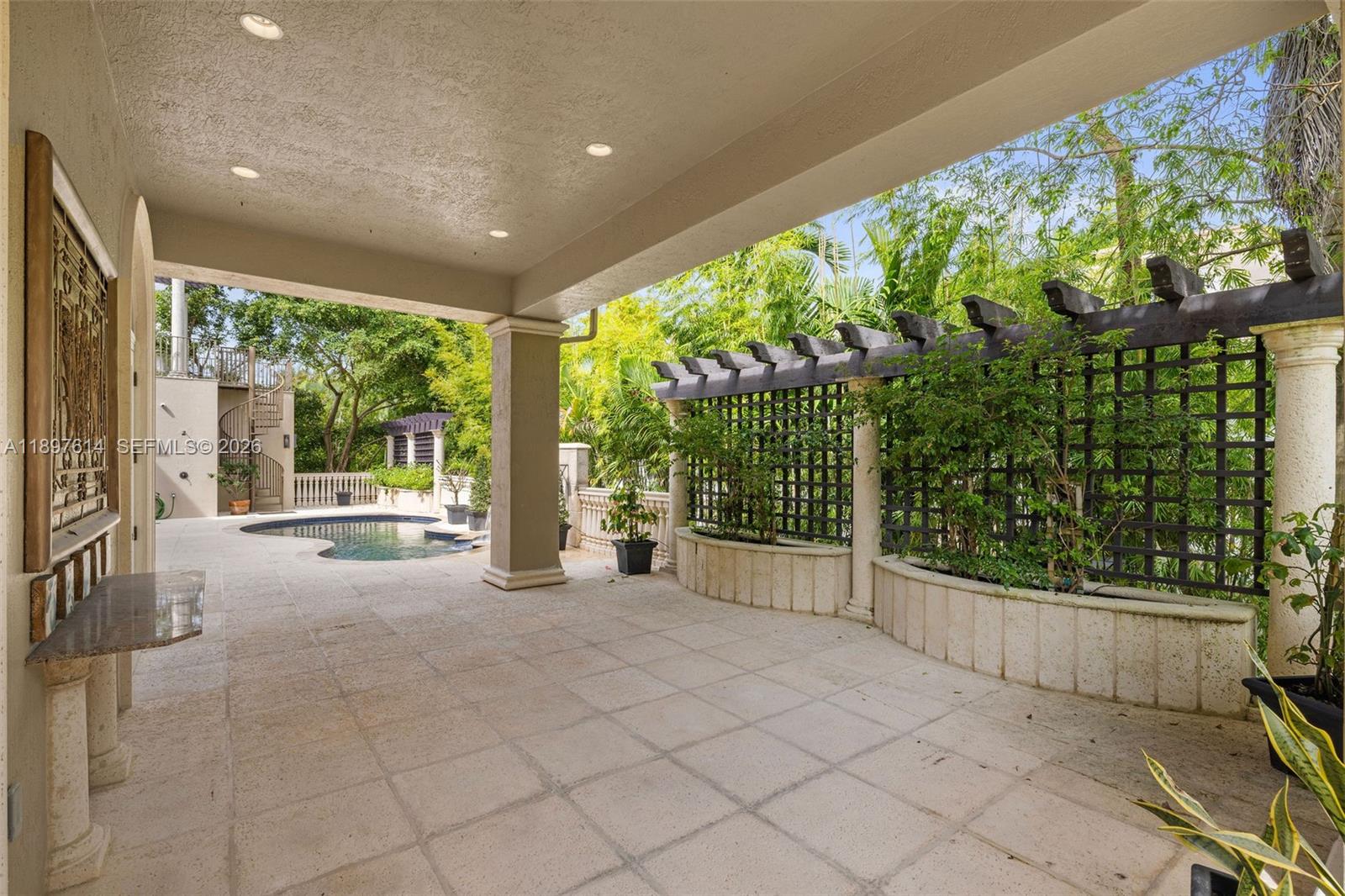 KLEBBA BAY ESTATES - Residential