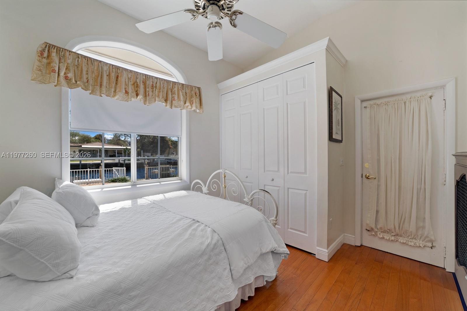 LAUDER GATE ISLES - Residential