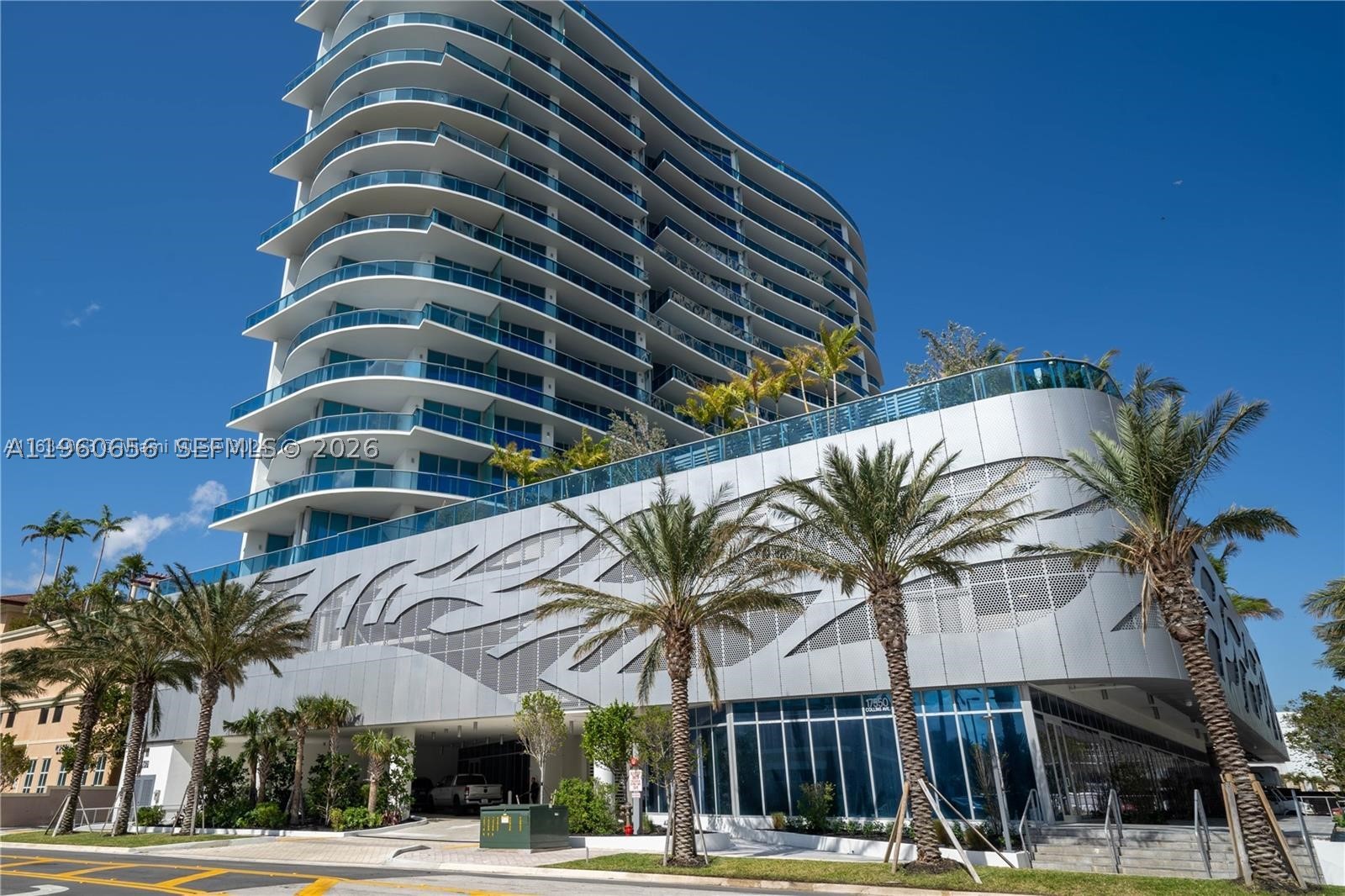 AURORA CONDOMINIUM - Residential