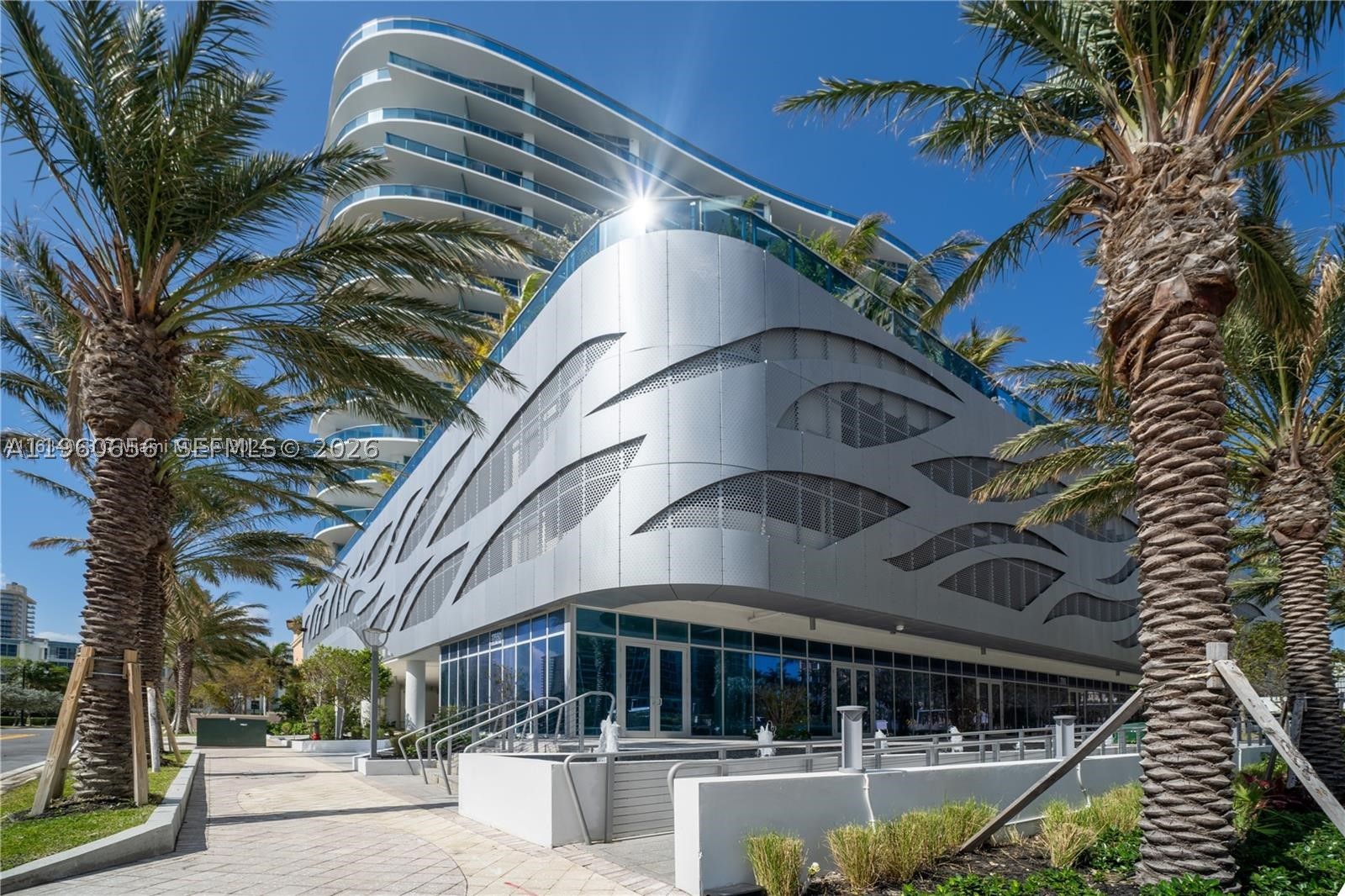 AURORA CONDOMINIUM - Residential