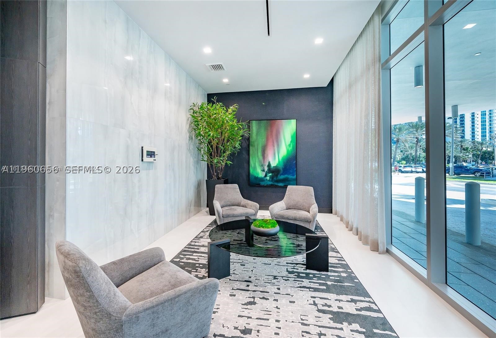AURORA CONDOMINIUM - Residential