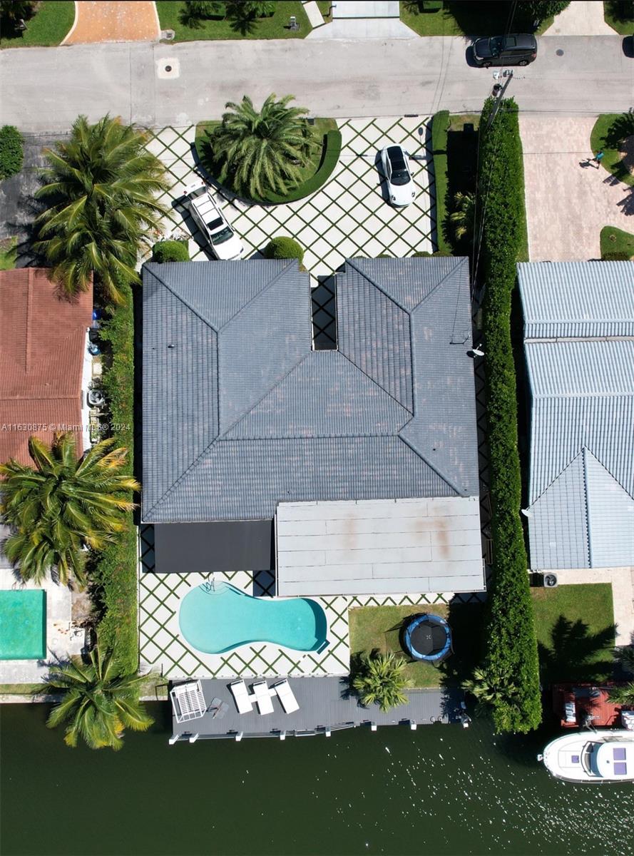 EASTERN SHORES 1ST ADDN - Residential